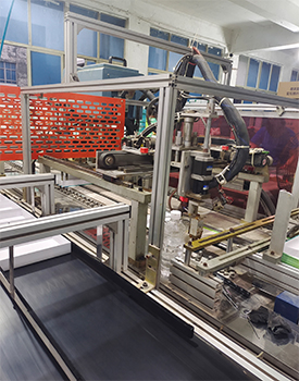 自動組(zǔ)裝成型(xíng)機