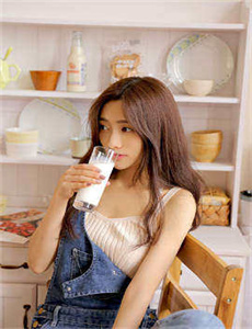 暖暖 免费 在线 中文日本,女生和男生一起差差差的视频30分钟