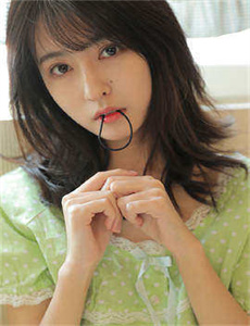 AA级亚洲电影/穿越后被迫登基我爱吃山竹236