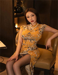 幻女FREE性ZOZO交体内谢/英语课代表让我c翻了视频