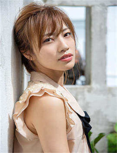 制服装惑之禁欲图片/我的奶头被客人吸得又肿又红